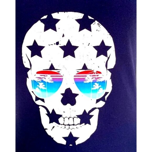 No Boundaries Med Blue Skull Graphic VNeck Tee Patriotic Grunge Y2K Casual Rebel - Picture 2 of 6
